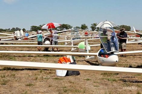 Property photo of 2 Kingsford Smith Place Narromine NSW 2821