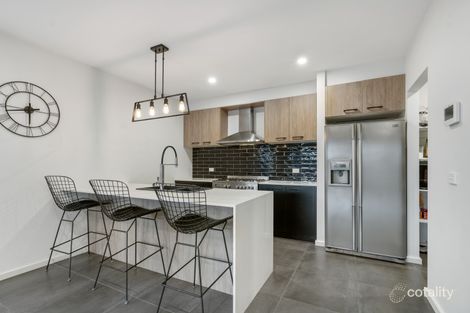 Property photo of 29 Somerset Road Thornhill Park VIC 3335