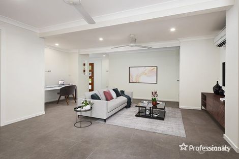 Property photo of 5 Wingara Grove Ferny Hills QLD 4055