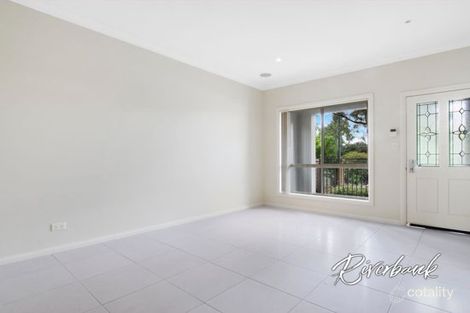 Property photo of 104C Girraween Road Girraween NSW 2145
