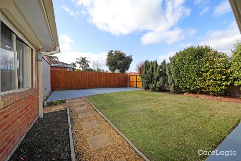 Property photo of 8 Halsbury Drive Rowville VIC 3178