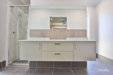 Property photo of 14 Magpie Crescent Redbank Plains QLD 4301