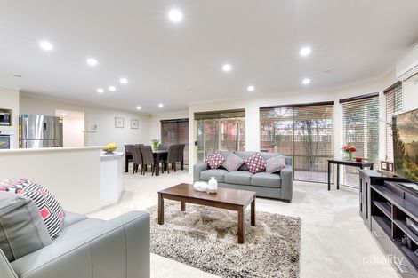 Property photo of 5 Willis Place Delahey VIC 3037