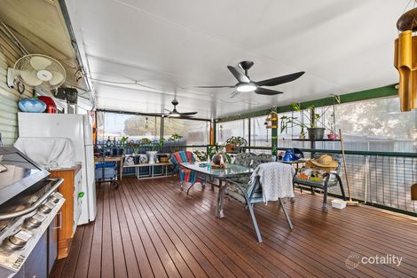 Property photo of 2 Mason Street Dinmore QLD 4303