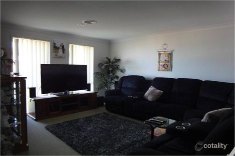 Property photo of 32 Discovery Drive Orange NSW 2800