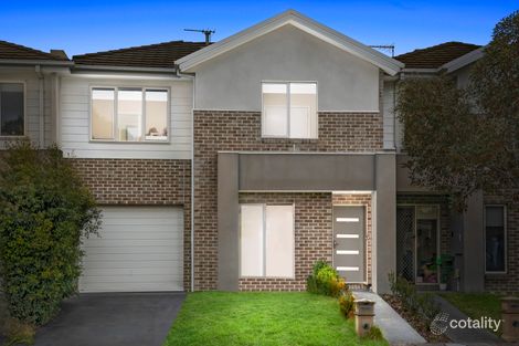 Property photo of 15 Taronga Way South Morang VIC 3752