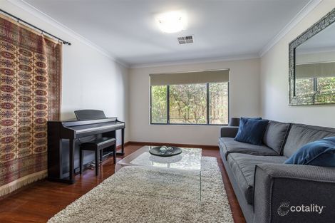 Property photo of 81 Kentucky Boulevard Hocking WA 6065