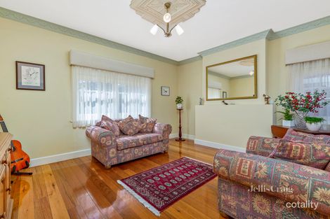 Property photo of 245 Napier Street Strathmore VIC 3041