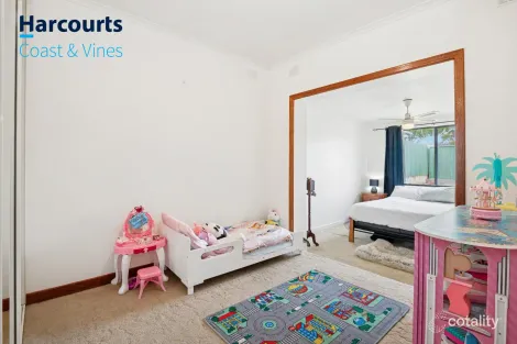 Property photo of 12 Roger Road Morphett Vale SA 5162