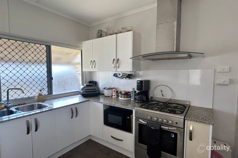 Property photo of 137 Mostyn Street Berserker QLD 4701