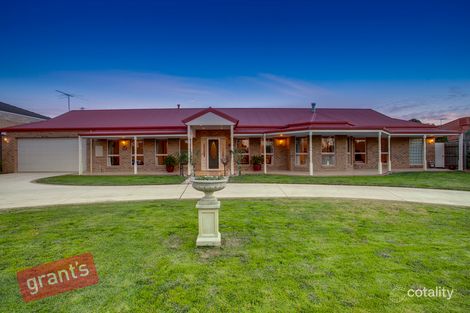 15 Glen Vista Dr, Narre Warren North, VIC 3804