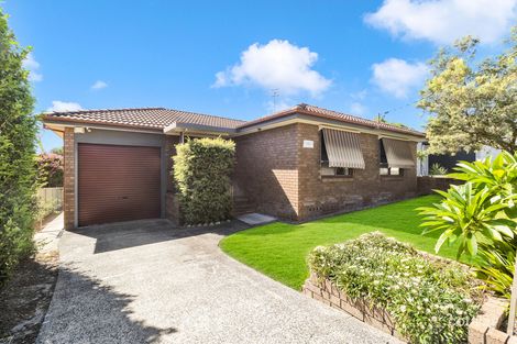 10 Promenade Ave, Bateau Bay, NSW 2261