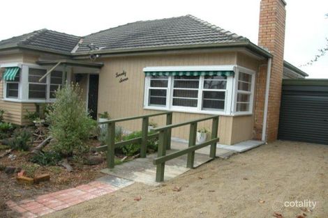 27 Railway Pde, Seaford, VIC 3198