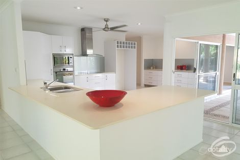 Property photo of 5-7 Turtle Close Clifton Beach QLD 4879