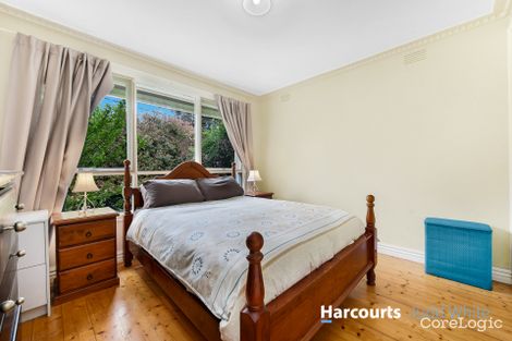 Property photo of 25 Kauri Grove Glen Waverley VIC 3150