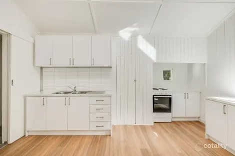 Property photo of 99 Ruthven Street Harlaxton QLD 4350
