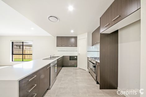 31 Meadows Cct, Bellbird Park, QLD 4300