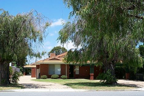 74a Cleopatra St, Palmyra, WA 6157