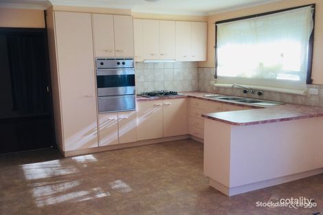 Property photo of 4 Kefford Avenue Lalor VIC 3075