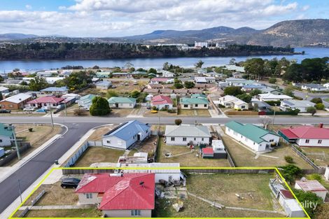 Property photo of 1 Seamew Street Claremont TAS 7011