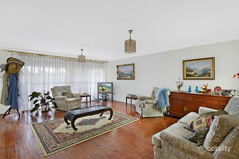 Property photo of 8 Compass Close Bateau Bay NSW 2261