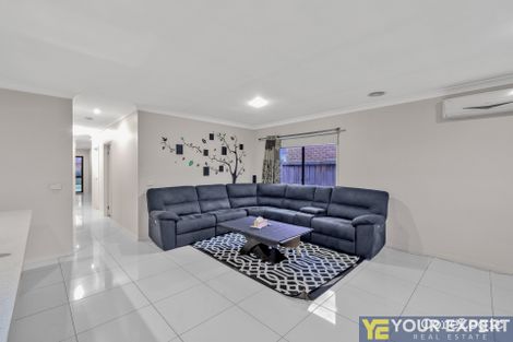Property photo of 17 Paxford Drive Cranbourne North VIC 3977