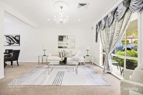 Property photo of 9 Ballard Place Doonside NSW 2767