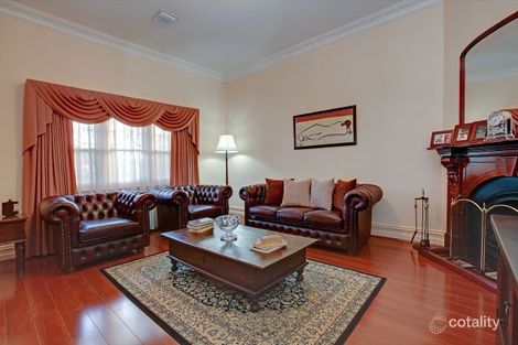 Property photo of 18 Queen Street Reservoir VIC 3073