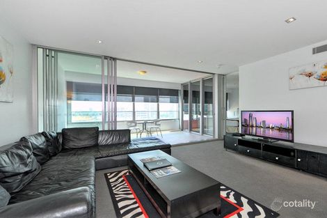 Property photo of 1010/9 Hamilton Avenue Surfers Paradise QLD 4217
