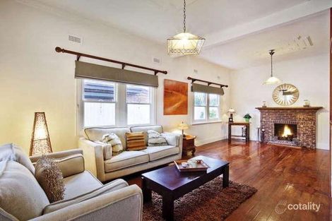 Property photo of 31 Jean Street McKinnon VIC 3204