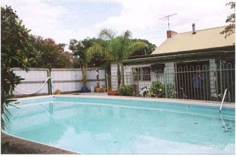 Property photo of 42 Railway Avenue Garfield VIC 3814