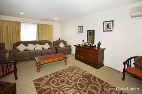 Property photo of 39 Kenswick Drive Hillside VIC 3037