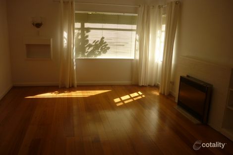 Property photo of 1/486 Toorak Road Toorak VIC 3142