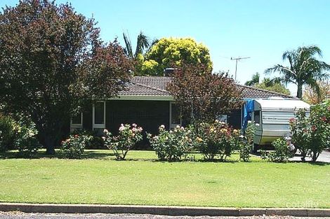 19 Holmwood Way, Embleton, WA 6062