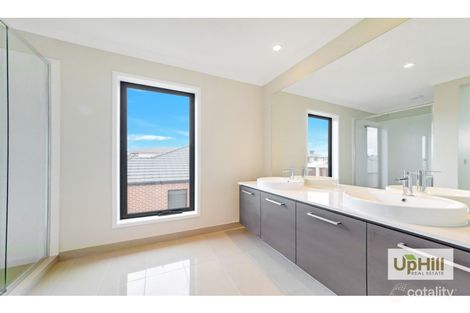 Property photo of 47A Glenrose Boulevard Clyde North VIC 3978