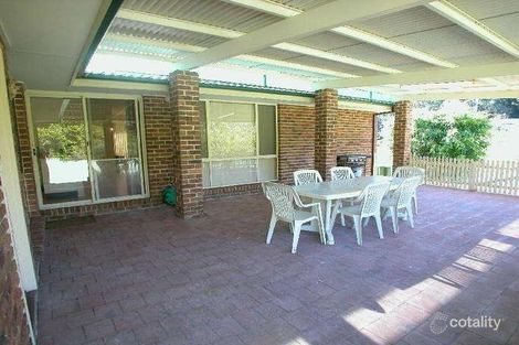 Property photo of 11 Poplar Close Springfield NSW 2250