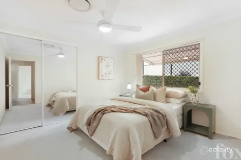 Property photo of 2/4 Usher Avenue Labrador QLD 4215