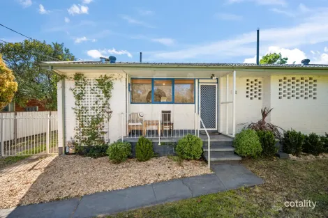 Property photo of 31 Banfield Street Downer ACT 2602