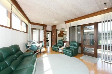 Property photo of 5 Remy Court Donvale VIC 3111