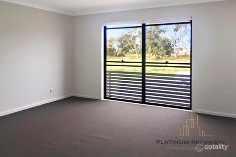 Property photo of 24 Godfrey Avenue Cranbourne East VIC 3977