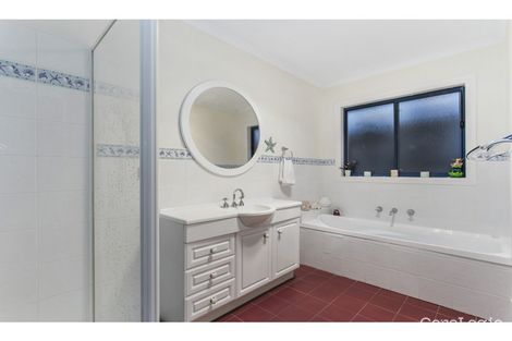 Property photo of 11 Charles Conder Place Berwick VIC 3806