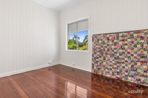 Property photo of 122 Wynnum Esplanade Wynnum QLD 4178