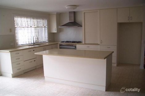 Property photo of 76 Kingston Avenue Narre Warren South VIC 3805