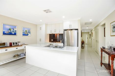 15 Maranoa Pl, Hindmarsh Island, SA 5214