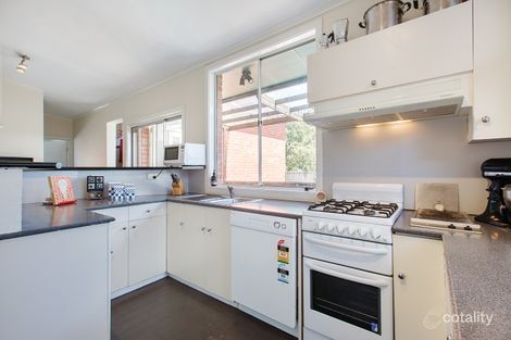 Property photo of 30 Yeovil Road Glen Iris VIC 3146