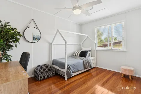 Property photo of 47 Fairland Street Mount Gravatt East QLD 4122