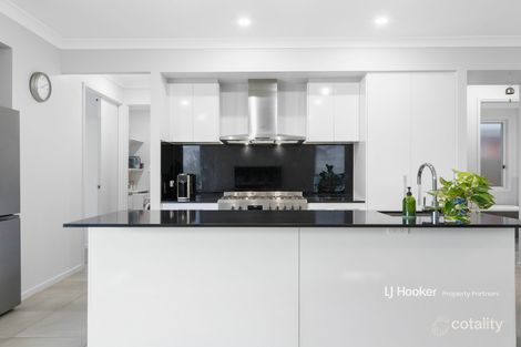 21 Applecross Pl, Pallara, QLD 4110