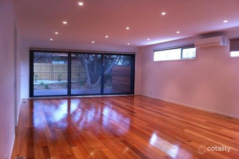 Property photo of 5 Loatta Street Rye VIC 3941