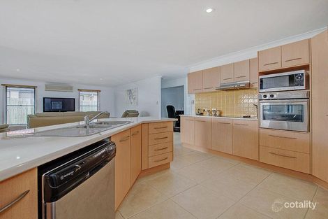 Property photo of 33 Shannon Crescent Caloundra West QLD 4551