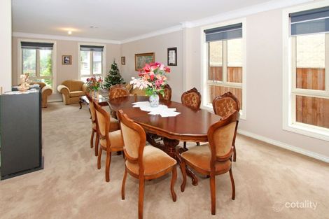 Property photo of 32 Elle Close Bundoora VIC 3083